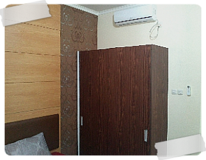 Guest House AC Single Bedroom Hotel Daily or Monthly