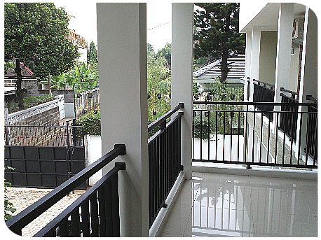 Single Bedroom Student Backpacker Traveller Expatriat Cheap AC TV Cabel Wifi Free Laundry